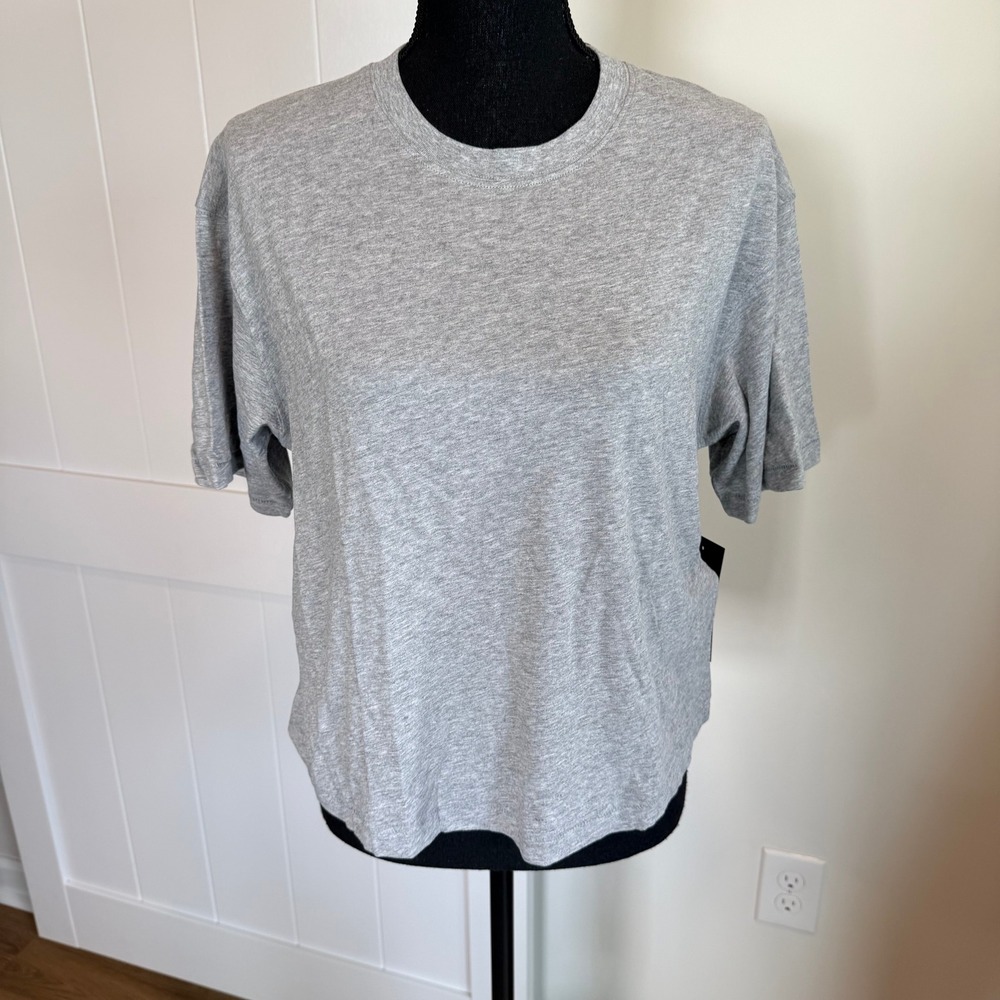 NWT Fabletics Women Heather Gray Boxy Crewneck T-Shirt SS2356210 Size S